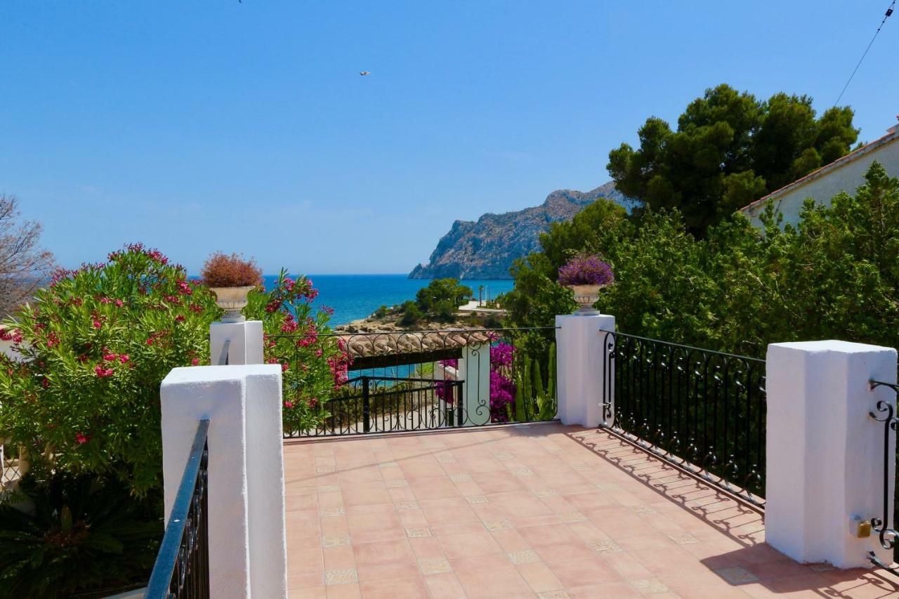Calalga Сasa Frente A La Playa Con Piscina Privada Vila Calpe Exterior foto