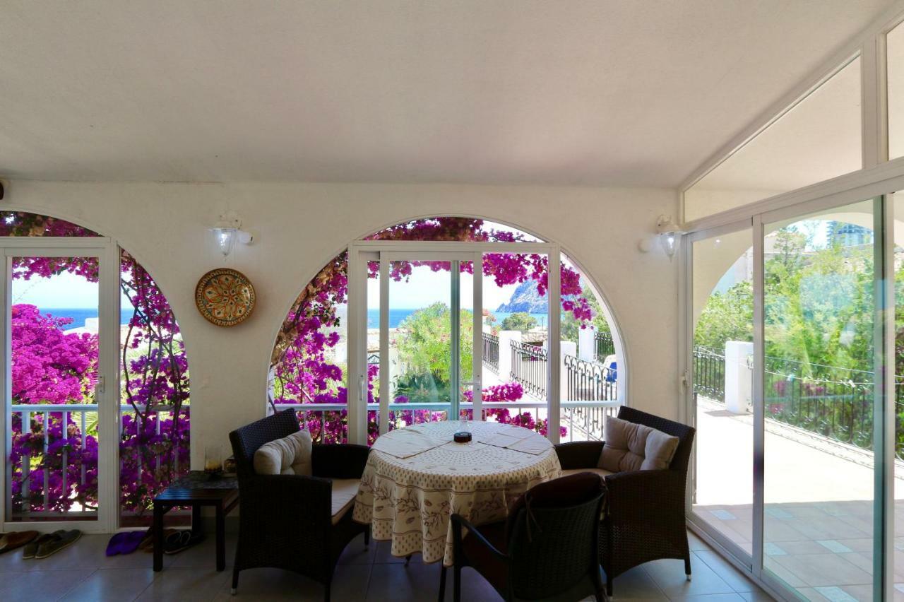 Calalga Сasa Frente A La Playa Con Piscina Privada Vila Calpe Exterior foto